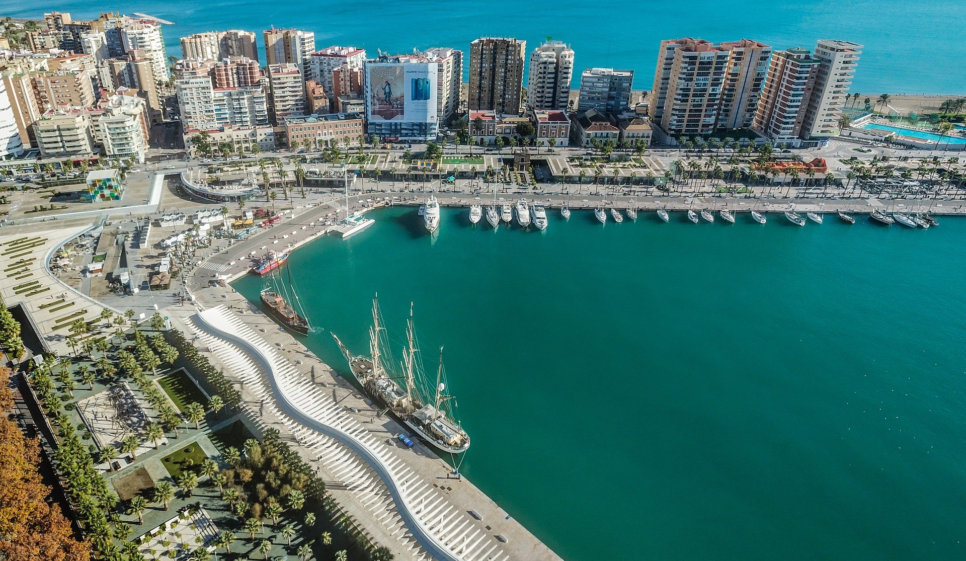 Málaga a pie con Visita