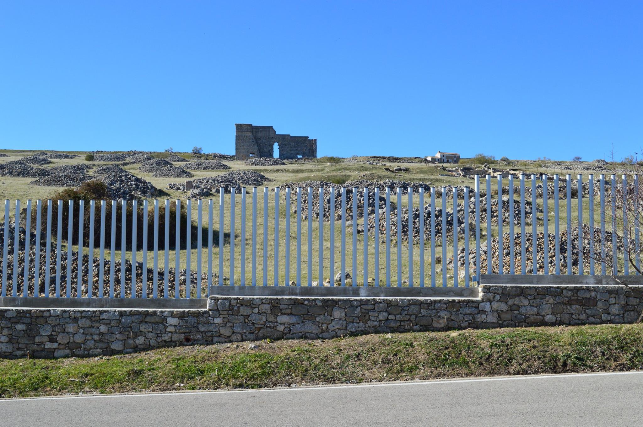 Ruinas de Acinipo y Setenil de las bodegas