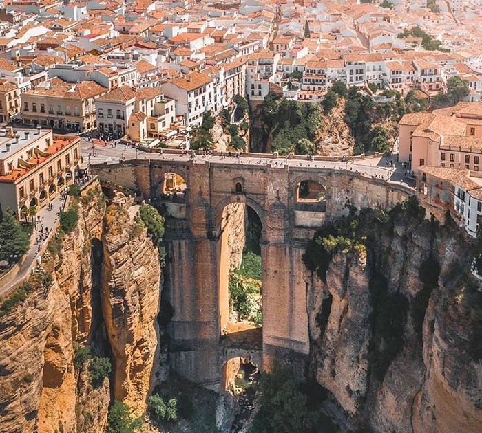 Ronda  y Setenil de las Bodegas con Plaza Toros
